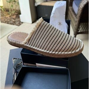 Splendid Jacey brand new in box up for sale